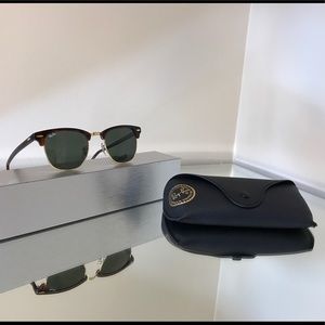 RB3016 Ray-Ban Clubmaster Sunglasses